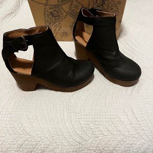 Free People Black Leather Mules with Brown Wooden Heel
